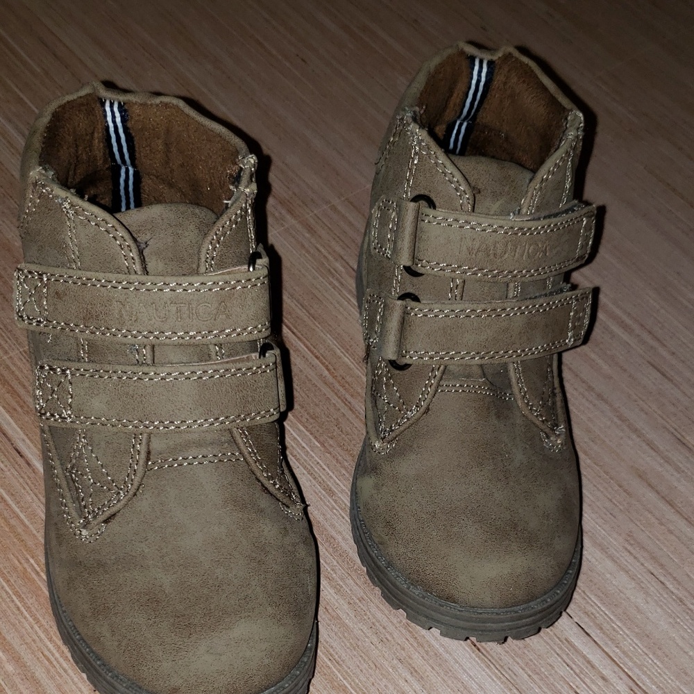 Boys Nautica boots